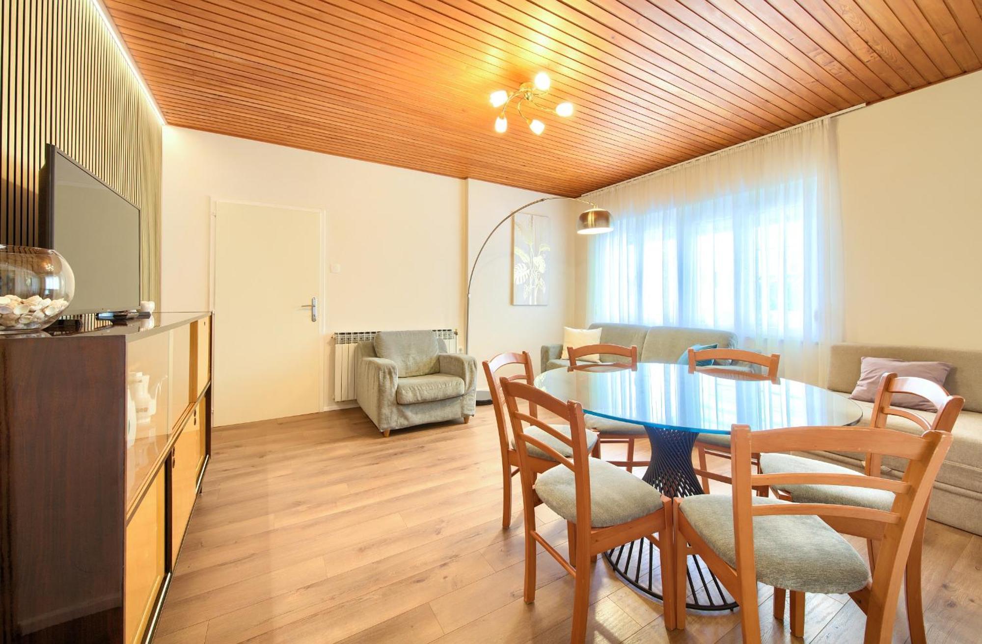 Apartments Adria Danka Krk Town Exterior photo